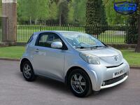 TOYOTA IQ