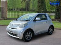 TOYOTA IQ